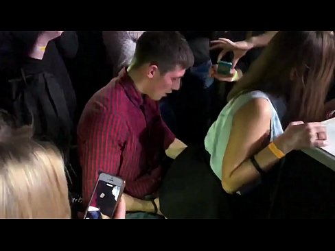 ❤️ Todellista seksiä venäläisessä yökerhossa. 18-vuotias venäläinen tyttö peräaukkoon ja emättimeen nussittu yökerhossa ❤️ Anaalivideo at porn fi.hqpornvideos.ru ❌️❤